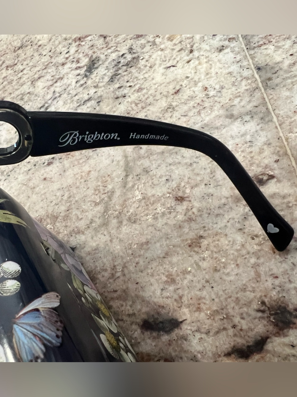 EUC!Brighton”Express Yourself”Black Sunglasses/Silver&CrystalArms/Case/No Damage - Picture 5 of 9